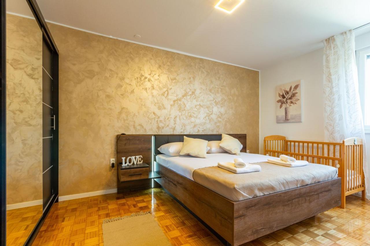 Apolon 2Bdr Apartment With Balcony Zadar Exterior foto