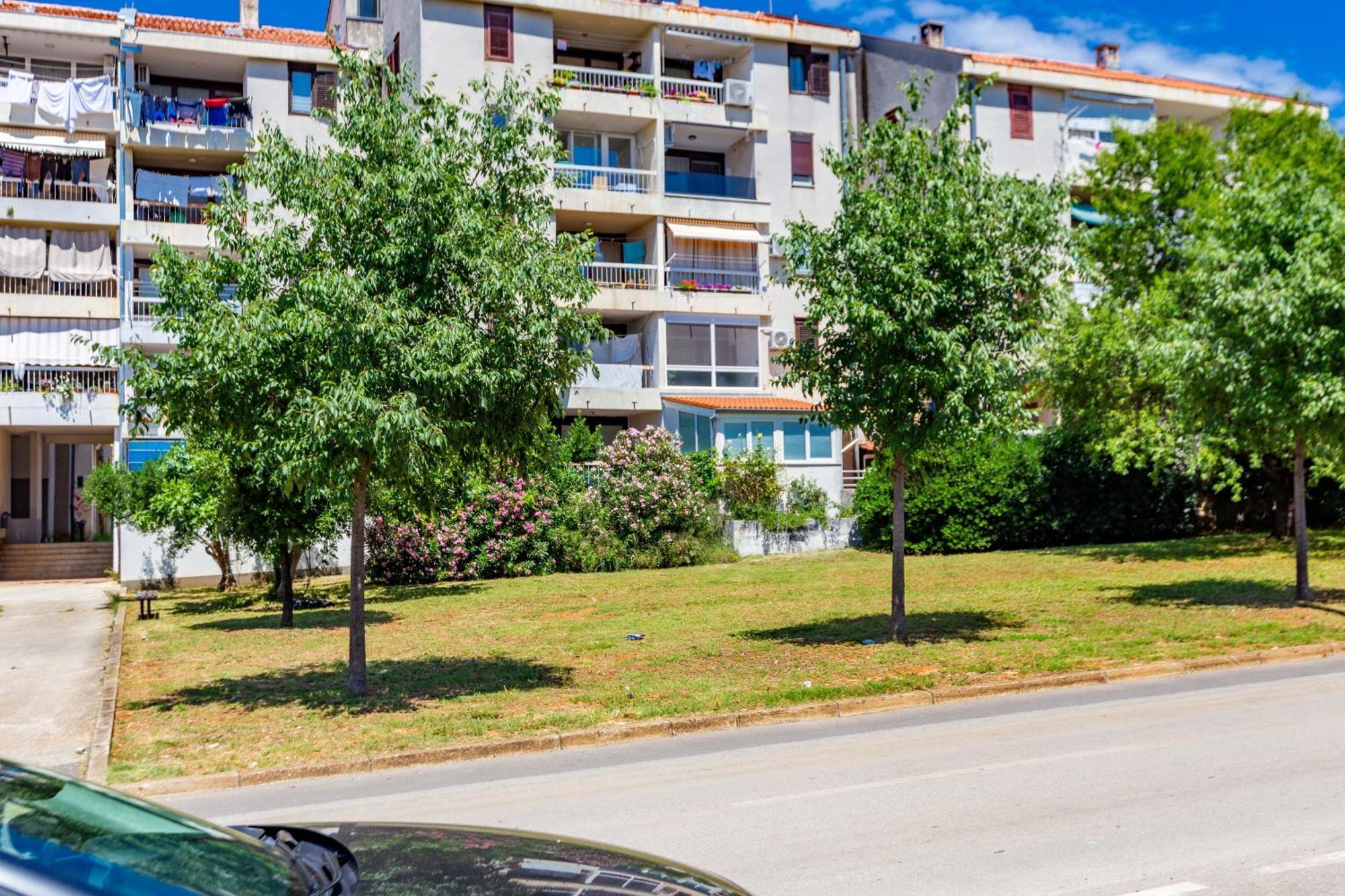 Apolon 2Bdr Apartment With Balcony Zadar Exterior foto
